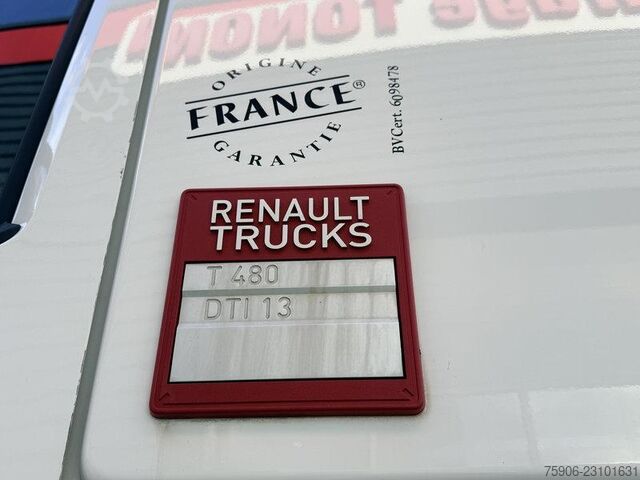 Standard tractor unit Renault T-Series