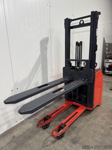 High Lift stacker Linde L 16 i lange Gabel 1600mm