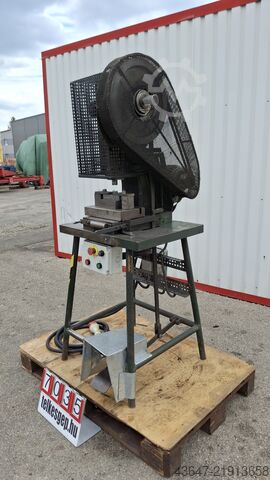 Ekzantrik pres 6,3 t Kőszeg 6,3t