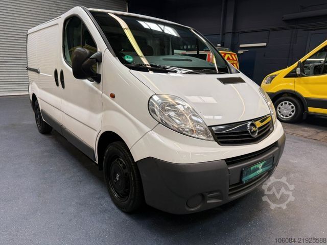 Furgão de painéis OPEL Vivaro Kasten/Kombi L1H1 TÜV NEU 2.Hand