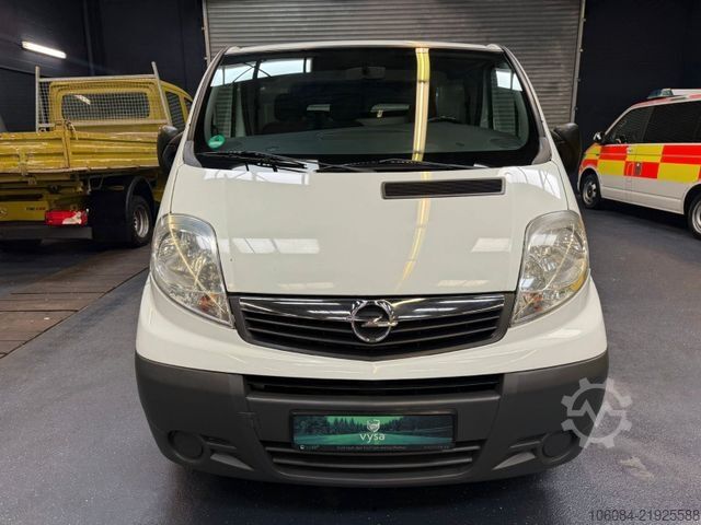 Furgão de painéis OPEL Vivaro Kasten/Kombi L1H1 TÜV NEU 2.Hand