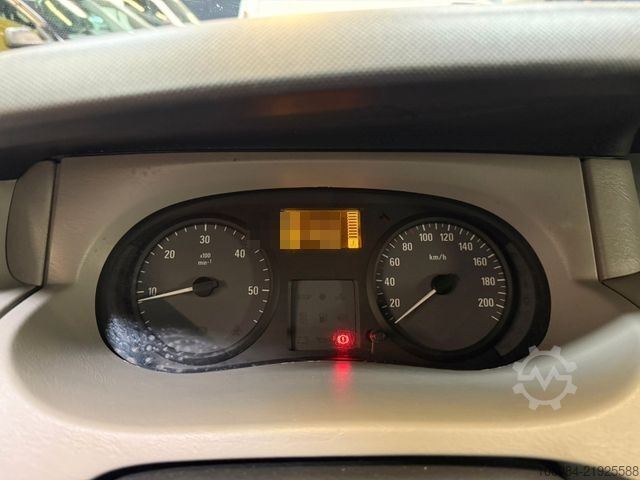 Furgão de painéis OPEL Vivaro Kasten/Kombi L1H1 TÜV NEU 2.Hand