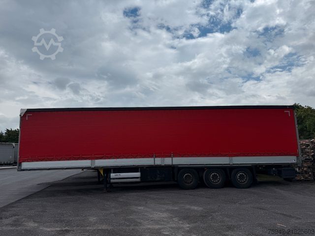 Ανοιχτό ημιρυμουλκούμενο με μουσαμά SCHMITZ CARGOBULL SCB BORDWANDSIDER LIFT