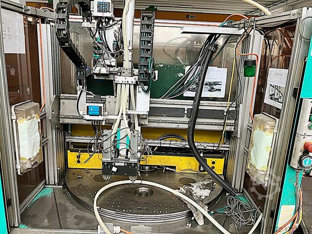 Vertikalna brizganje mašina Arburg SELECTA 1200T 800-150