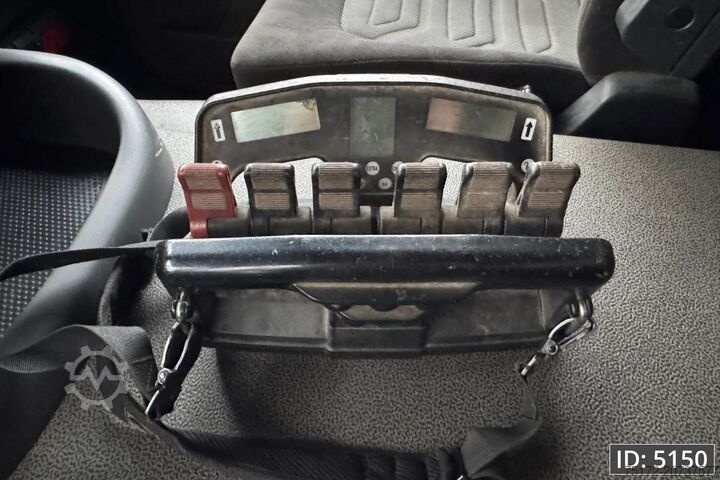 Ciężarówka z dźwigiem DAF CF 85.410 SC, Euro 5, 8x2 / Hiab 422 EP5 + Radi...