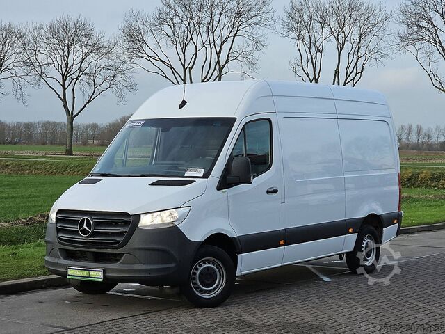 High-roof van MERCEDES-BENZ SPRINTER 316 L2H2 Navi RWD