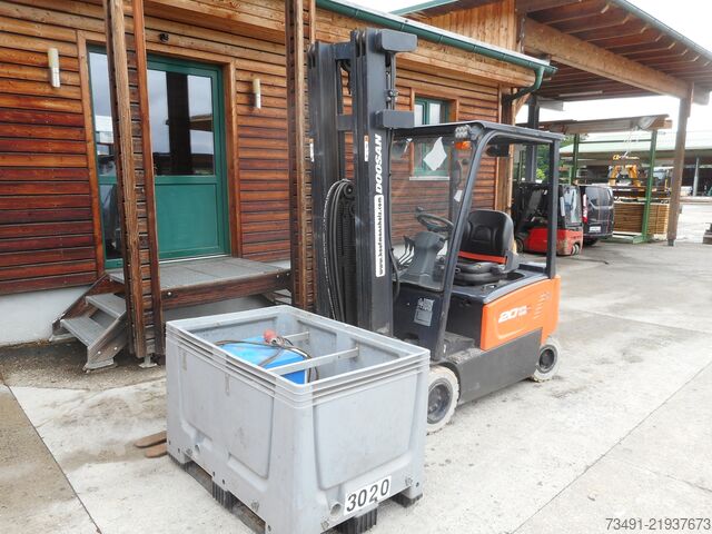 Gaffeltruck DOOSAN B20X-7 Triplex + SS + 4. Kreis