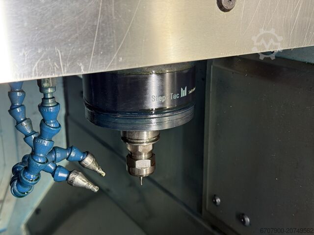 Uniwersalne centrum obróbcze Mikron HSM 400