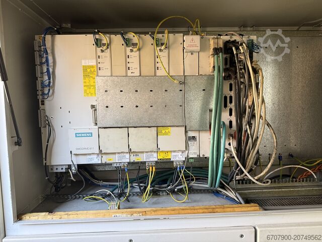 Uniwersalne centrum obróbcze Mikron HSM 400