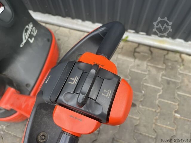 Impilatore pedonale Linde L12