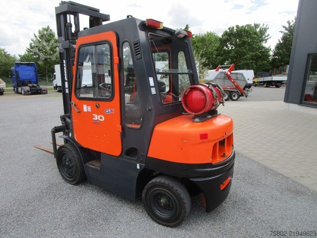 Carrello elevatore frontale DOOSAN G30G *Seitenschieber+Hubkraft ine+Gas*