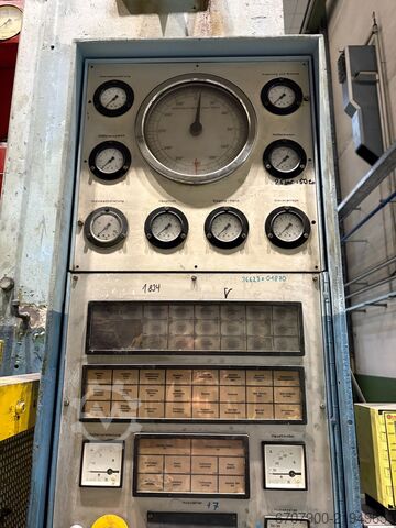 SCHULER P4 E2 SQ 1200 mechanische pers SCHULER P4 E2 SQ 1200