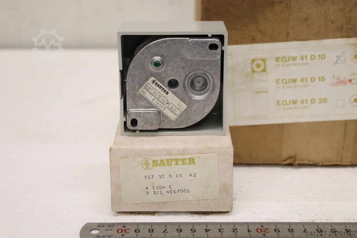 Regulator ogrzewania Sauter equitherm 100  EQJW 41 D 10