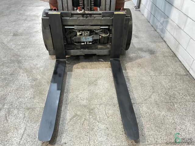 Forklift Nissan FJ02A25