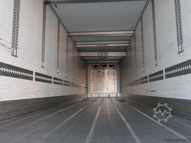 Koeloplegger Schmitz Cargobull SKO 24 Doppelstock 1.410 h