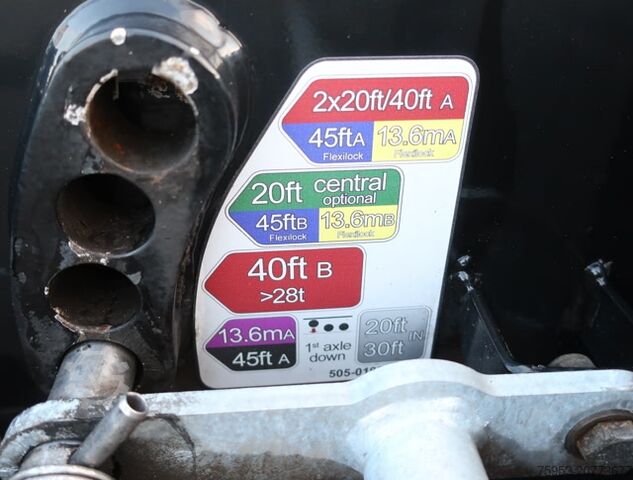 Swap body semitrailer D-Tec VCC-01 FT LS S Flexi Multi ADR 20-45 Fuss