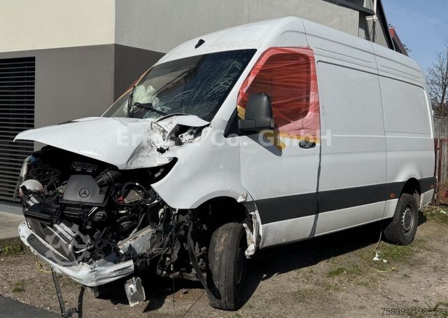 High top van MERCEDES-BENZ 319 CDI Sprinter III