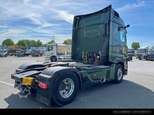 Tractor unit MERCEDES-BENZ Actros 1851 LS HAD 4x4 Retarder+Xenon+Hydraulik