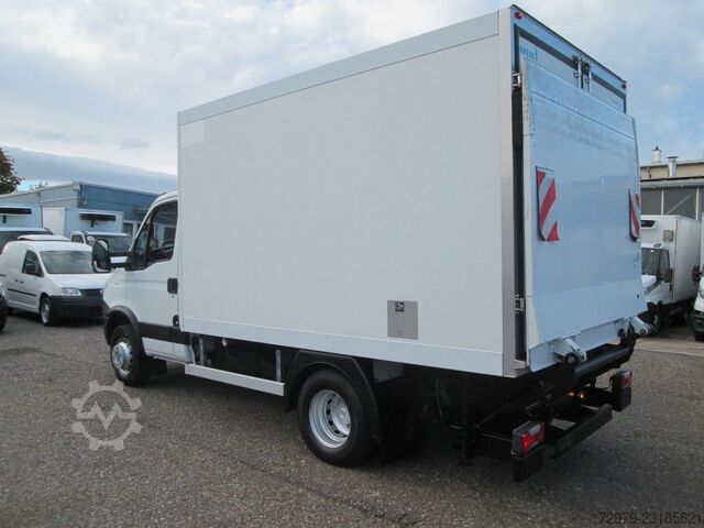 Furgon sa rashladnim sandukom IVECO 70 C17 3.0 *Thermo-King Tiefkühler*Euro5*LBW*