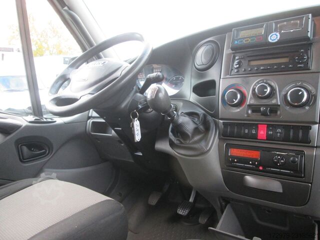 Furgon sa rashladnim sandukom IVECO 70 C17 3.0 *Thermo-King Tiefkühler*Euro5*LBW*