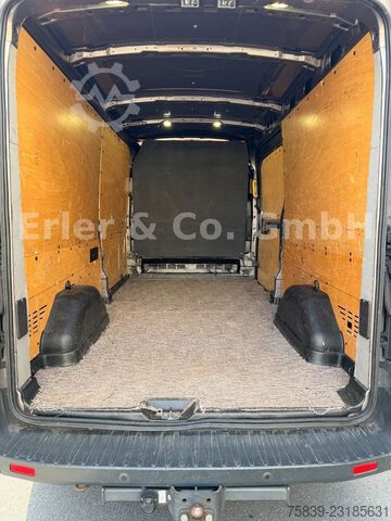 Furgoneta de caja alta FORD Transit 350 L3 Trend, AHK, Klima, Rückf.kamera