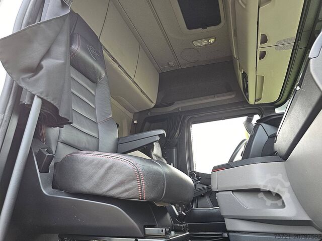 Standaard trekker SCANIA S580 6X2*4,durabright