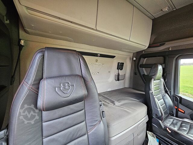 Standaard trekker SCANIA S580 Highline,durabright