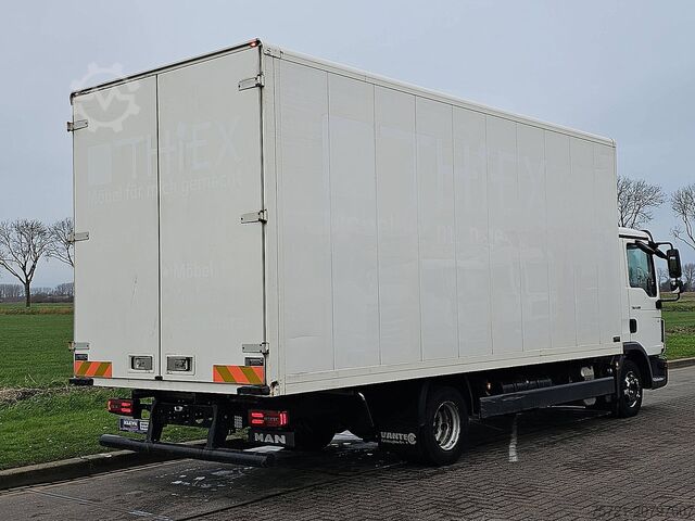 Gesloten bak M.A.N. 8.180 TGL Möbelkoffer