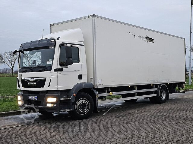 Gesloten bak M.A.N. 18.250 TGM AIRCO TAILLIFT