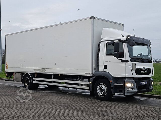 Gesloten bak M.A.N. 18.250 TGM AIRCO TAILLIFT