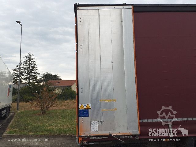 Otvorena poluprikolica sa ceradom Schmitz Cargobull Semitrailer Curtainsider Standard Hayon