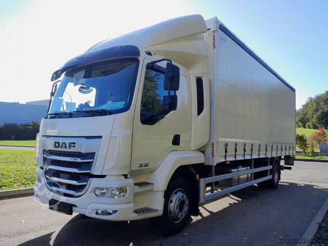 Camión plataforma con toldo DAF FA XB 290 16t Curtainsider Wecon