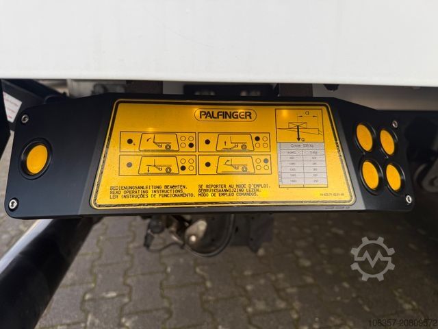 Boxvogn IVECO Daily 35C16 Koffer Ladebordwand 500kg