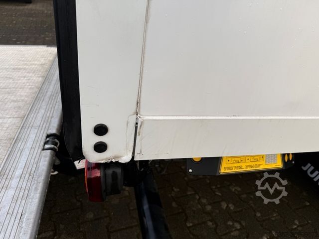 Boxvogn IVECO Daily 35C16 Koffer Ladebordwand 500kg