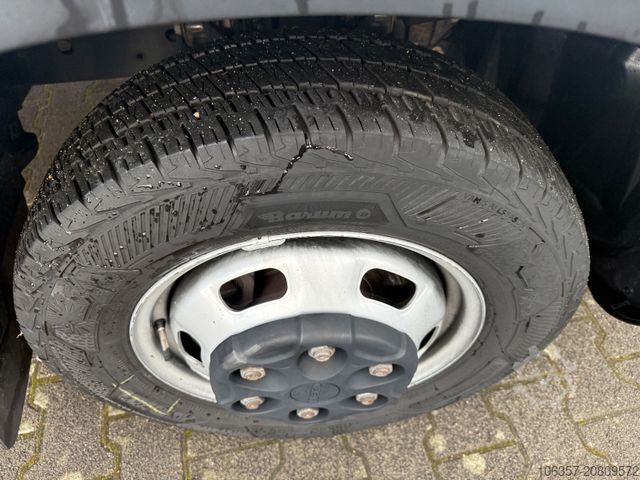 Boxvogn IVECO Daily 35C16 Koffer Ladebordwand 500kg