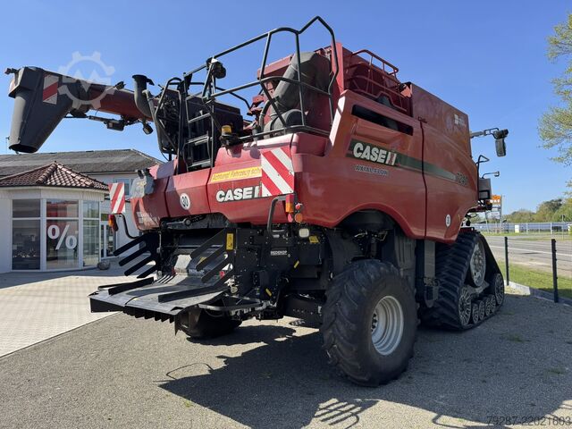 Kombajn sklízecí Case IH Axial-Flow 7240