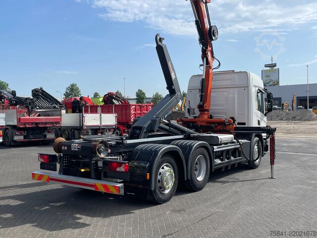 Ciężarówka z dźwigiem Scania P340 P340 XT Atlas 96.3E - A3L laadkraan + VDL ...