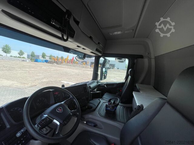 Ciężarówka z dźwigiem Scania P340 P340 XT Atlas 96.3E - A3L laadkraan + VDL ...