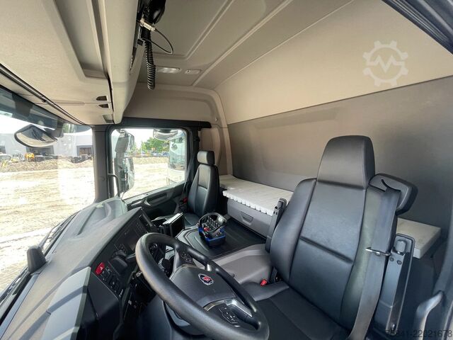 Ciężarówka z dźwigiem Scania P340 P340 XT Atlas 96.3E - A3L laadkraan + VDL ...