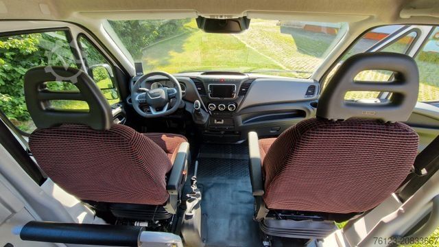Minibus IVECO Daily C35 M1 9 Sitzer sauberes Fahrzeug