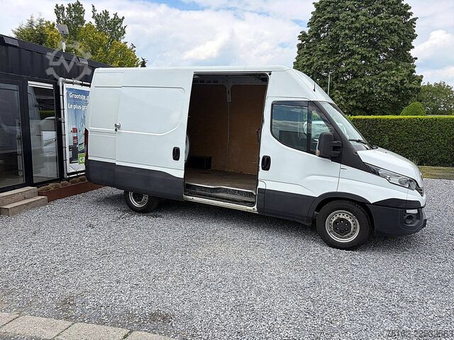 Bestelauto IVECO DAILY 35S14       L2H2 Automaat Euro6