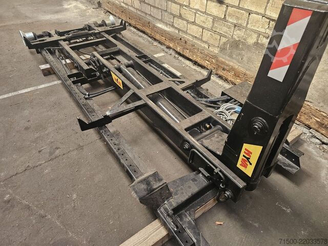 Dispozitiv cu cârlig Titan City Hyva 03-28-K-DIN-BF