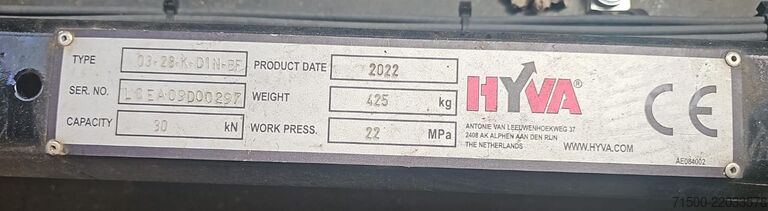 Dispozitiv cu cârlig Titan City Hyva 03-28-K-DIN-BF