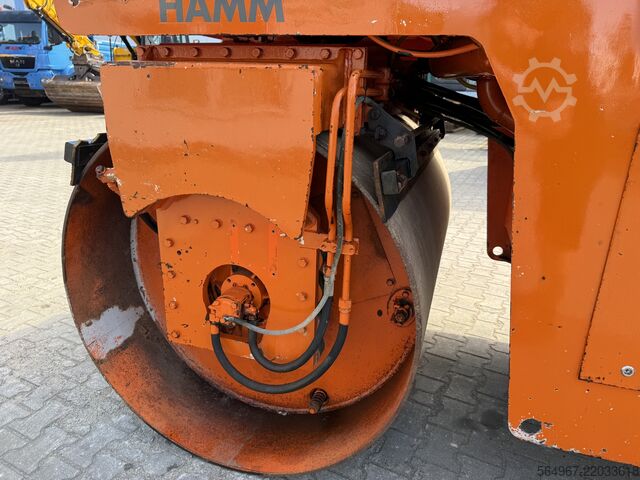 Tandemvält Hamm DV8.21 Tandemwalze Kantenschneider