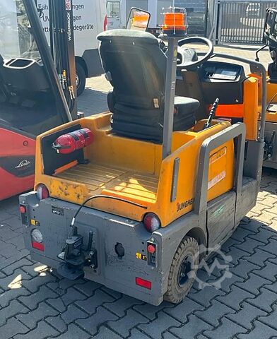 Traktortrækker Jungheinreich EZS 580