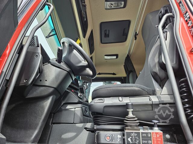 Three-sided tipper truck Mercedes-Benz Arocs 2658 LK 6x4 Bordmatik