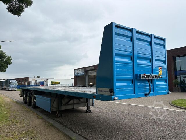 Flatbed Emtech NP3 Platform / Liftaxle / 2x Steering Axle / SA...