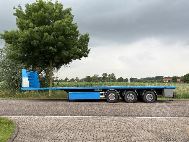 Flatbed Emtech NP3 Platform / Liftaxle / 2x Steering Axle / SA...
