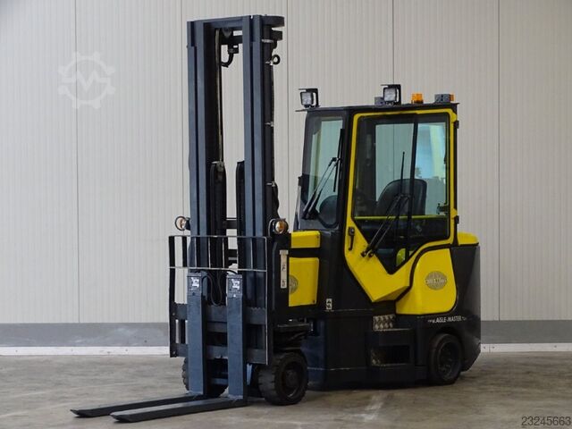 Dar koridorlu forklift Combilift Aisle Master 20SE - TRIPLEX