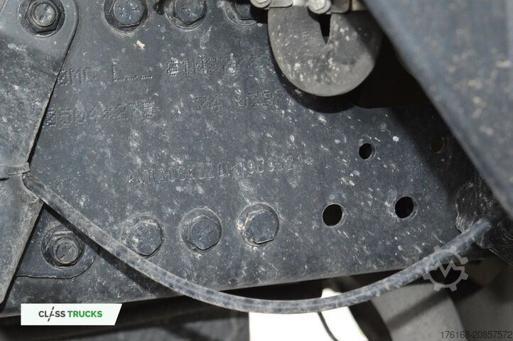 Standard tractor unit MAN TGX 18.470 GX